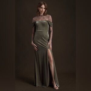 Jenny Yoo Issa off-the-shoulder Stretch Velvet Column Dress